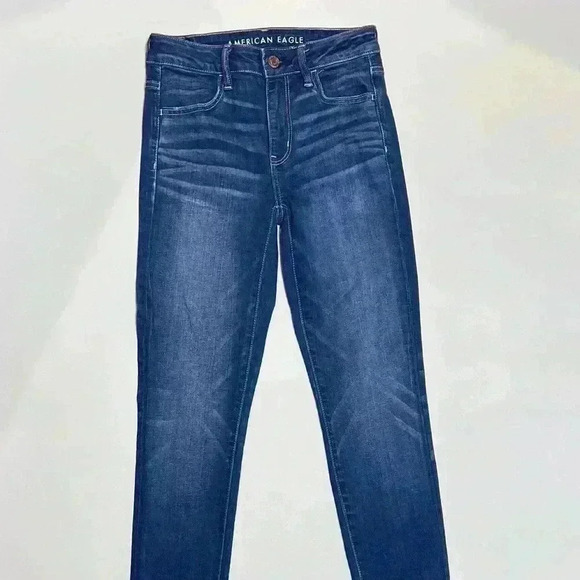 American Eagle size 4 - Picture 1 of 3